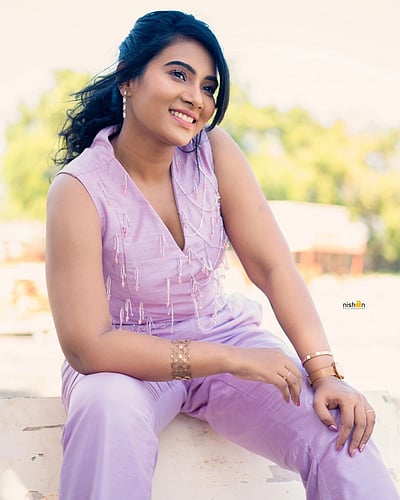 திவ்யா துரைசாமி - புகைப்படங்கள்